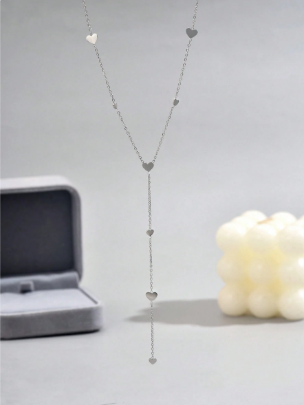 Collar Corazones en Cascada