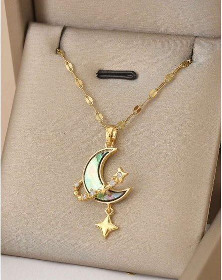 Collar Media Luna Celestial